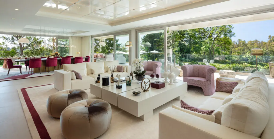 Venta de villa independiente en Aloha 9