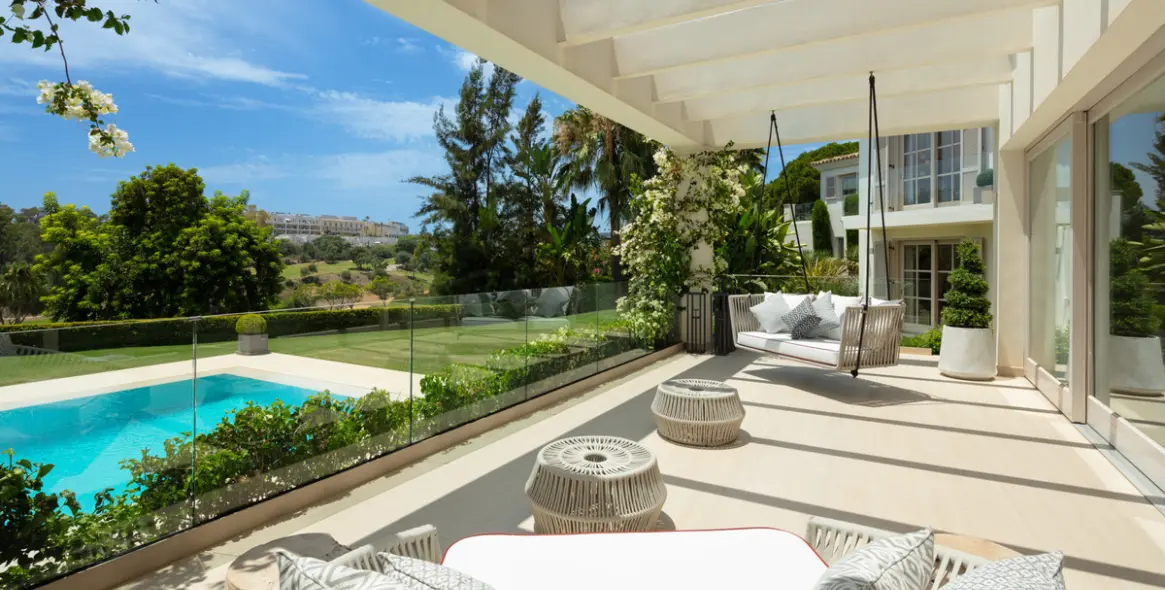 Venta de villa independiente en Aloha 20