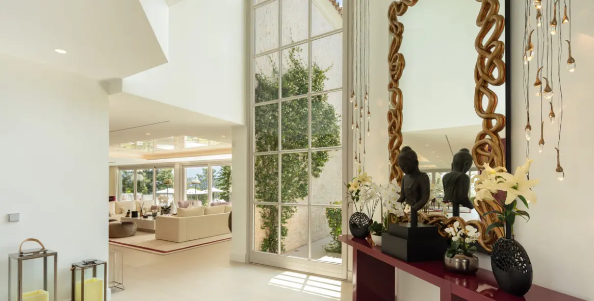 Venta de villa independiente en Aloha 26