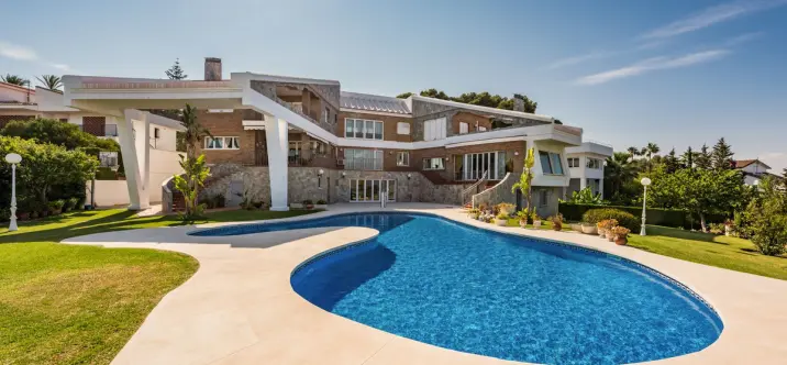 Venta de villa independiente en Churriana 2