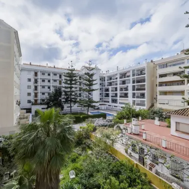 Продажа апартаментов на среднем этаже в Fuengirola