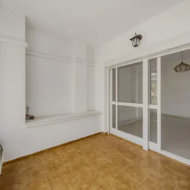 Продажа апартаментов на среднем этаже в Fuengirola