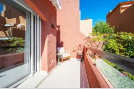 Image 4 thumb