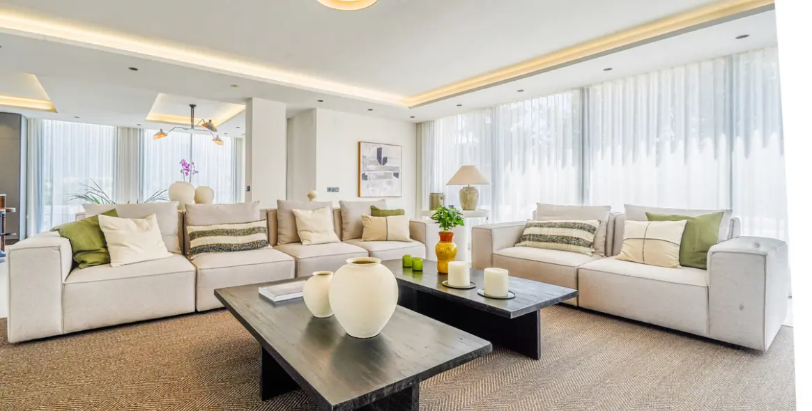 Sale of detached villa in Nueva Andalucía 18