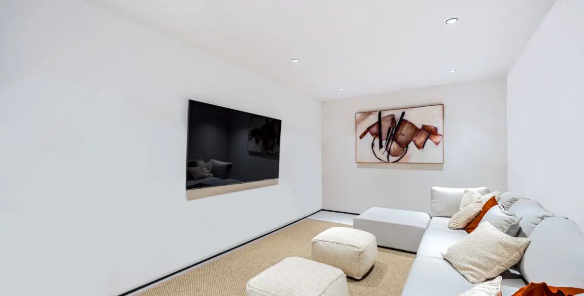 Sale of detached villa in Nueva Andalucía 20