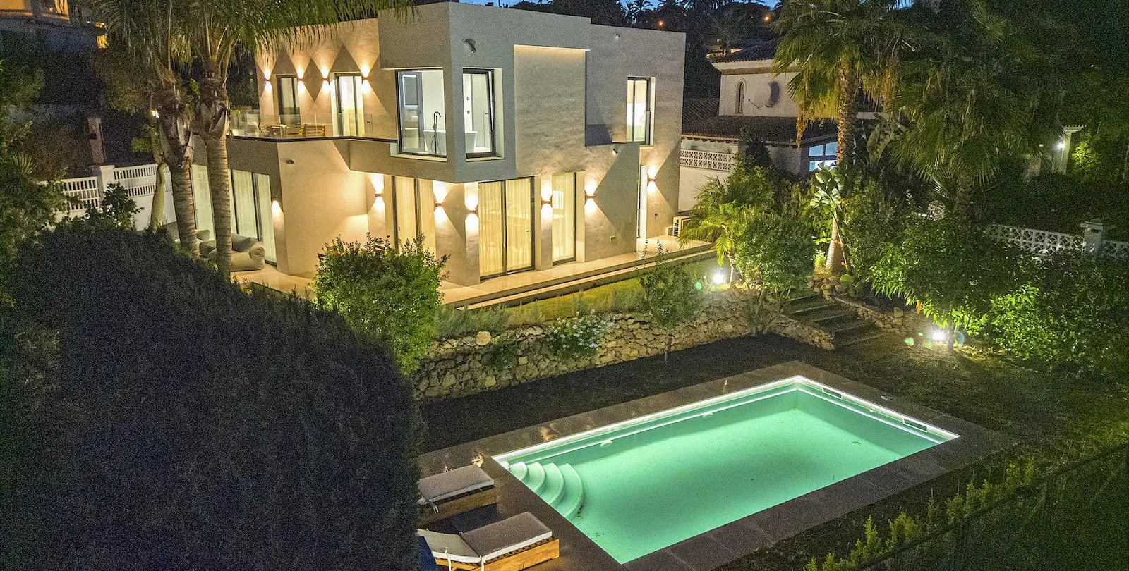 Sale of detached villa in Nueva Andalucía 32