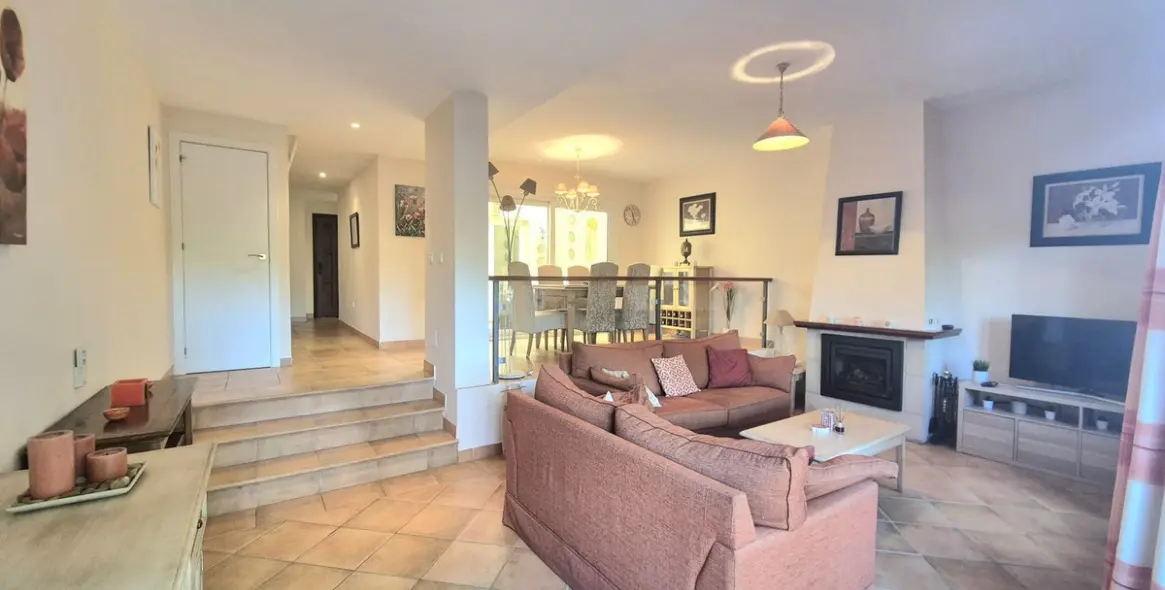 Sale of townhouse in Alhaurin Golf 3