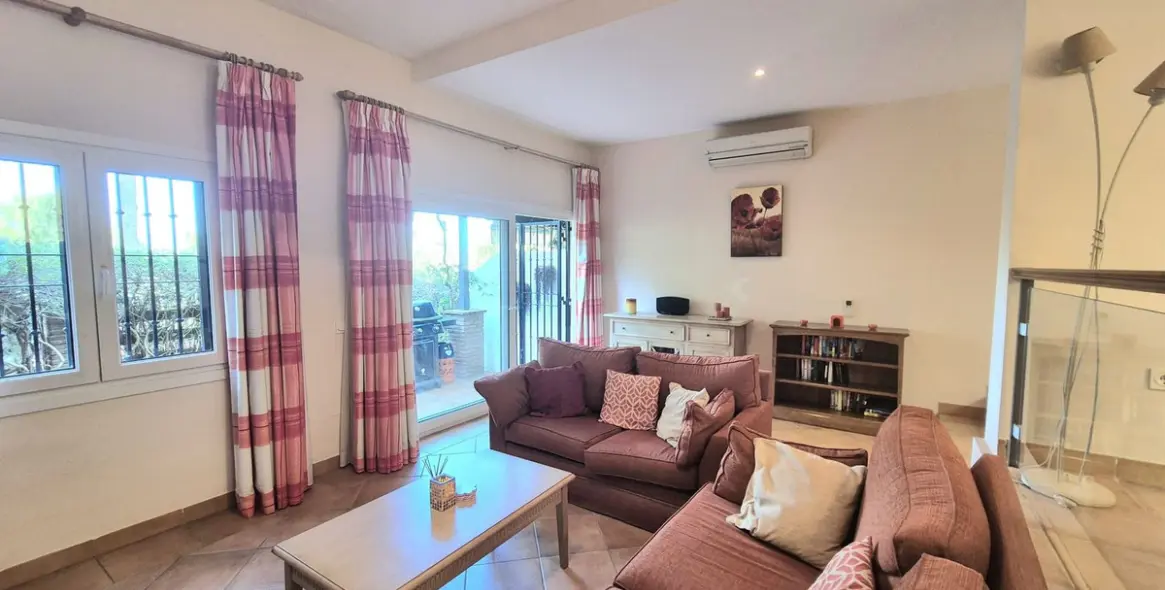 Sale of townhouse in Alhaurin Golf 6