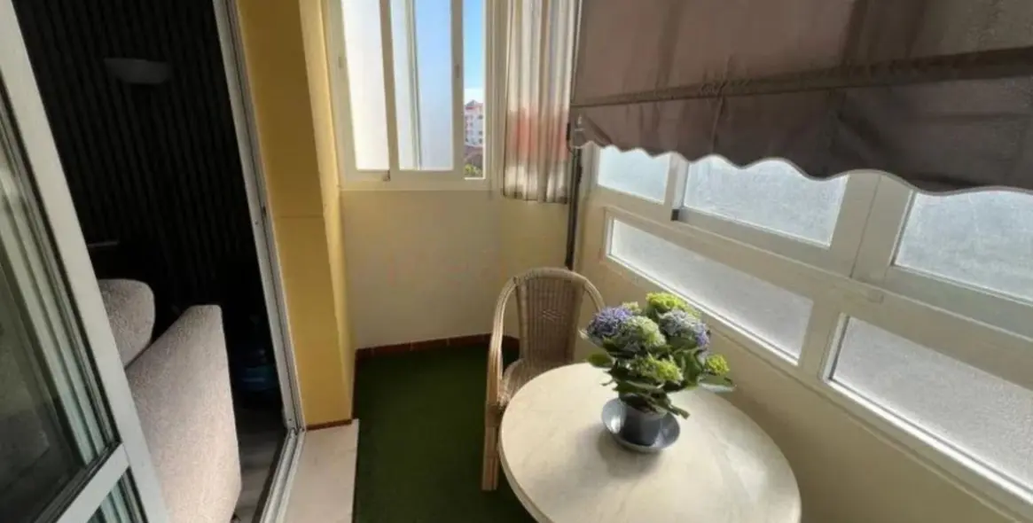 Продажа апартаментов на среднем этаже в Estepona 5