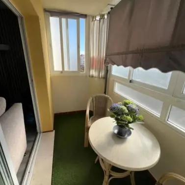 Продажа апартаментов на среднем этаже в Estepona