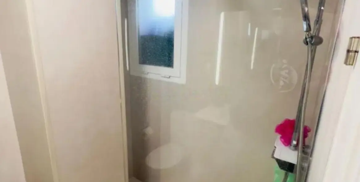 Продажа апартаментов на среднем этаже в Estepona 11