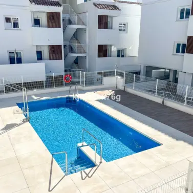 Продажа апартаментов на среднем этаже в Torreblanca