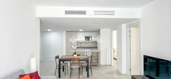 Продажа апартаментов на среднем этаже в Torreblanca 1