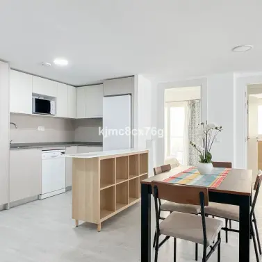 Продажа апартаментов на среднем этаже в Torreblanca