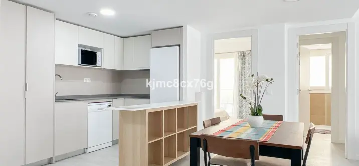 Продажа апартаментов на среднем этаже в Torreblanca 3