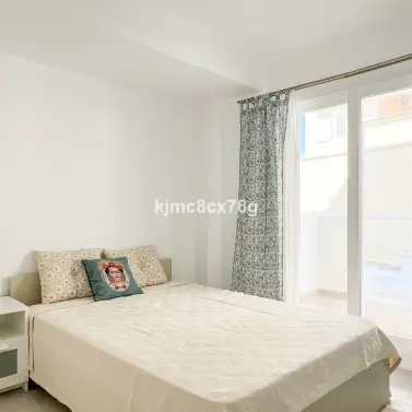 Продажа апартаментов на среднем этаже в Torreblanca