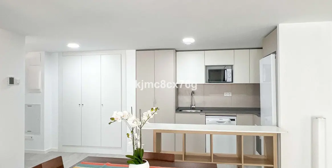 Продажа апартаментов на среднем этаже в Torreblanca 23