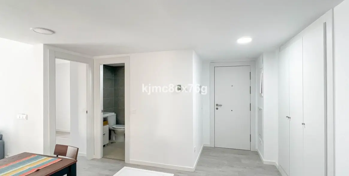 Продажа апартаментов на среднем этаже в Torreblanca 40