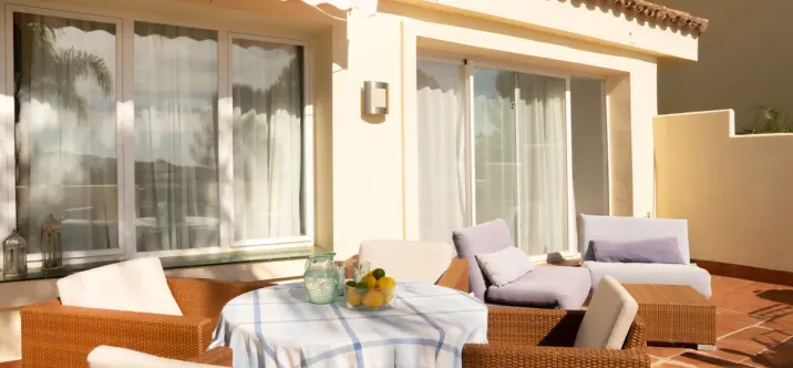 Sale of ground floor apartment in Benahavís 4