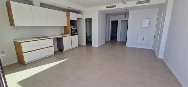 Продажа апартаментов на первом этаже в Estepona 4