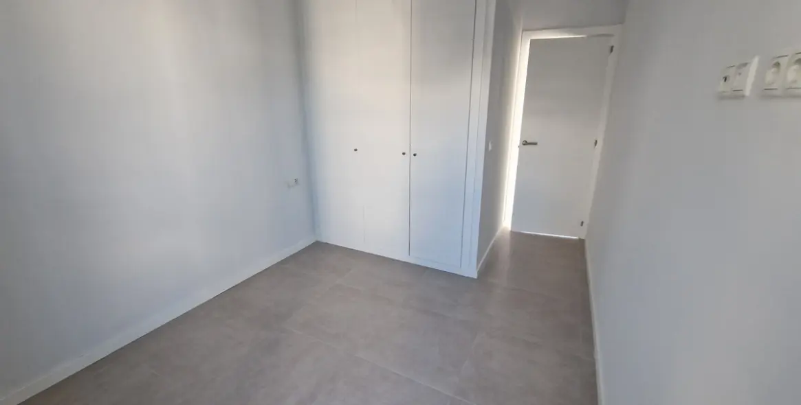 Sale of ground floor apartment in Estepona 14