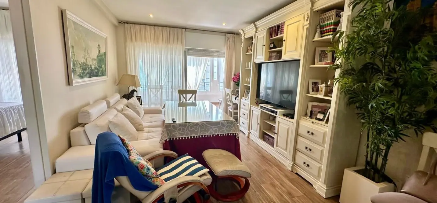 Продажа апартаментов на среднем этаже в Fuengirola 1