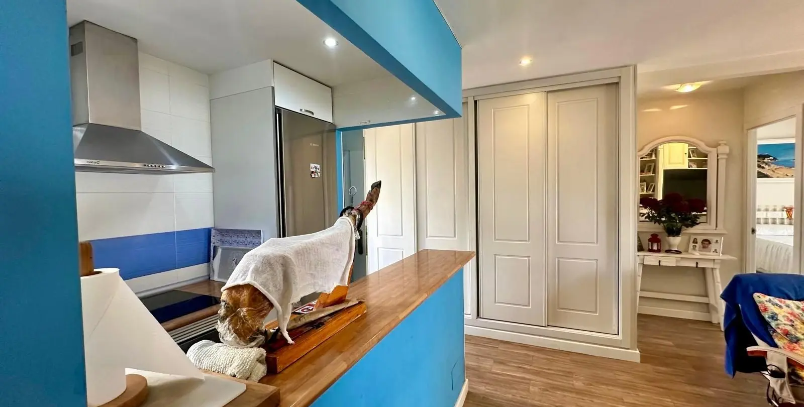 Sale of middle floor apartment in Fuengirola 3