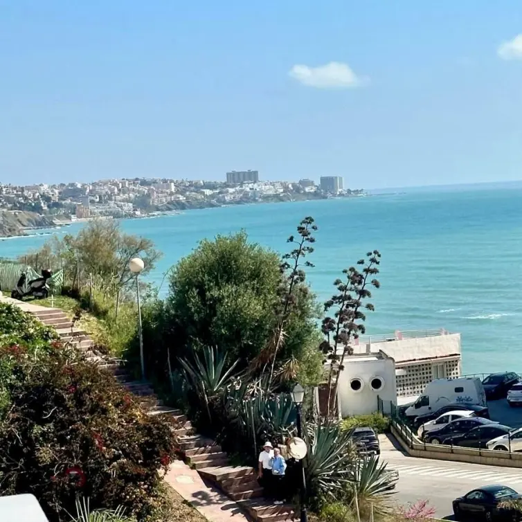 Продажа апартаментов на среднем этаже в Fuengirola
