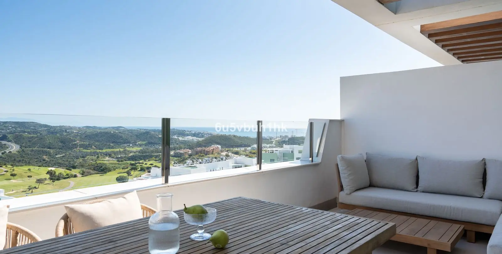 Sale of middle floor apartment in Calanova Golf 1