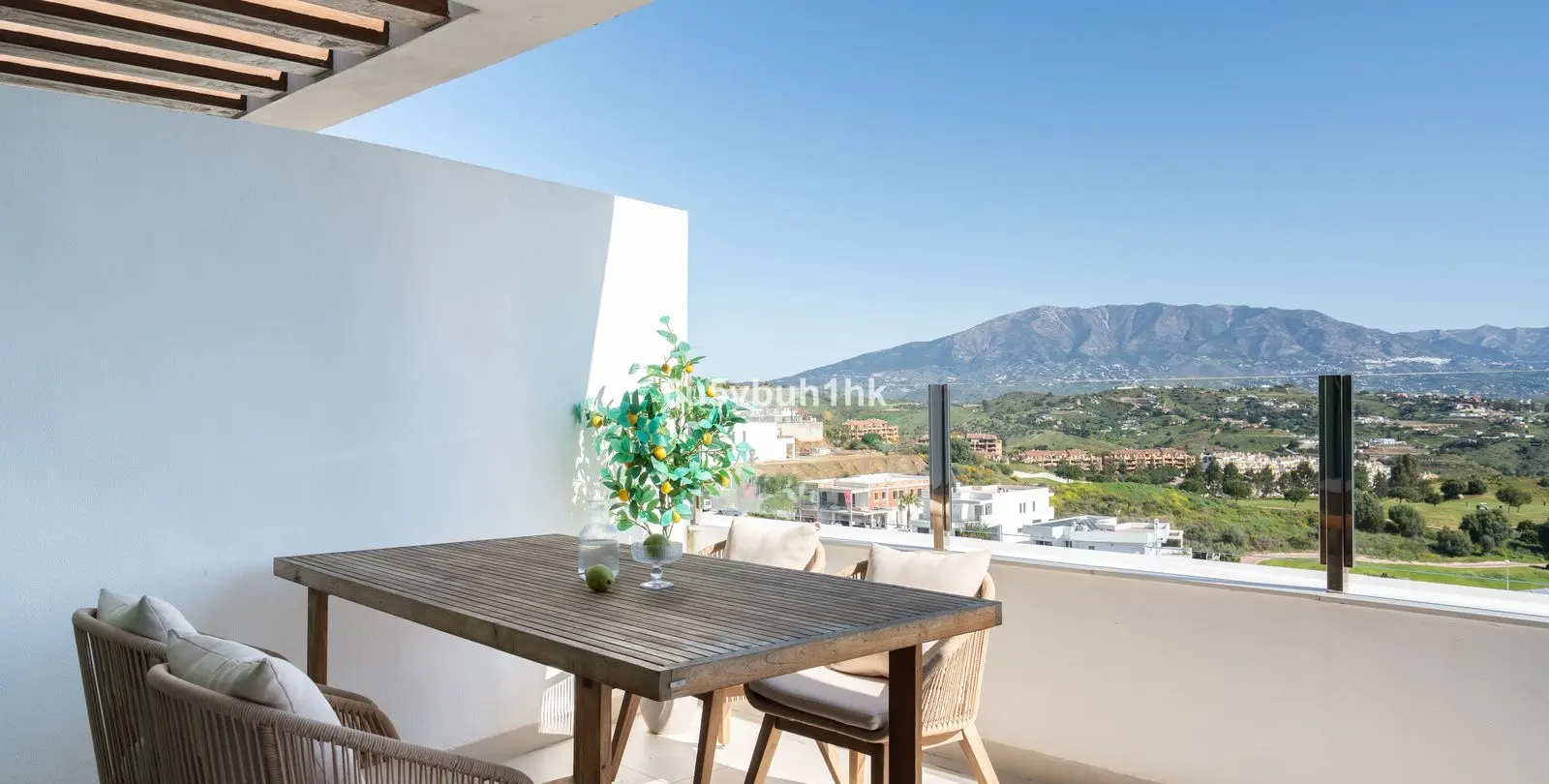 Sale of middle floor apartment in Calanova Golf 19