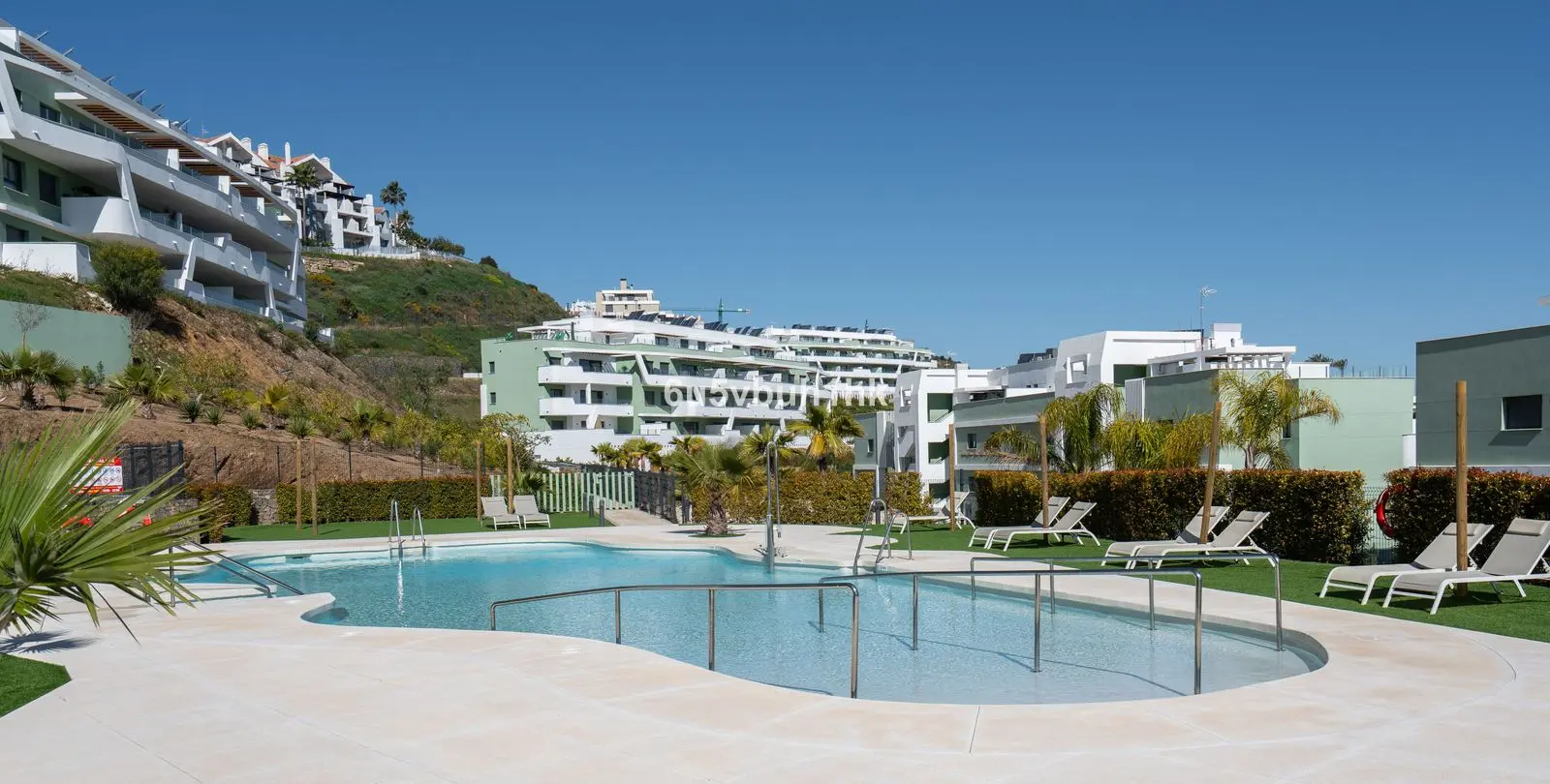 Sale of middle floor apartment in Calanova Golf 27
