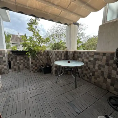 Sale of middle floor apartment in Puerto Banús