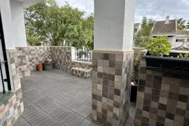 Image 7 thumb