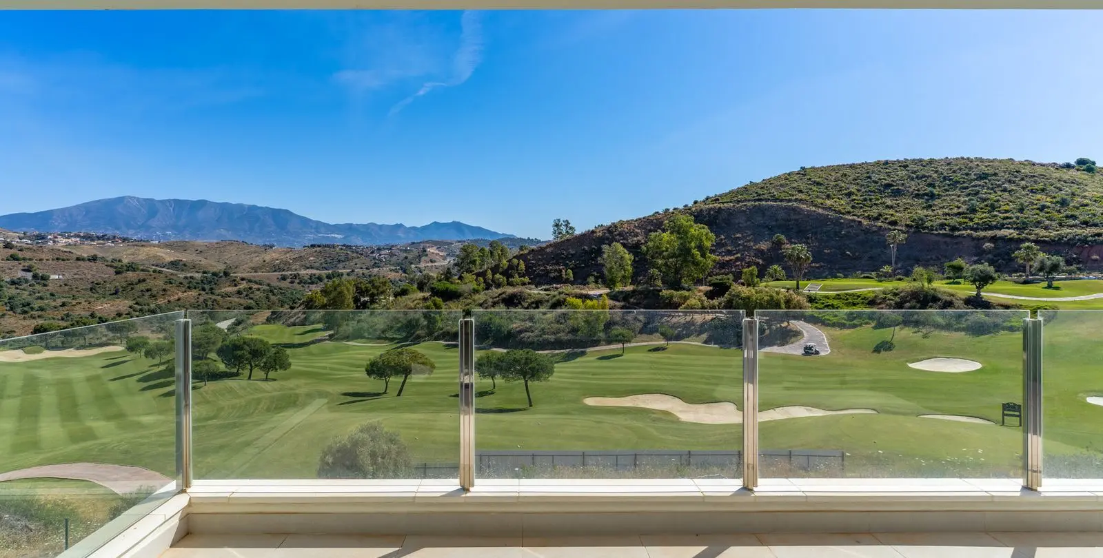 Продажа апартаментов на среднем этаже в La Cala de Mijas 1