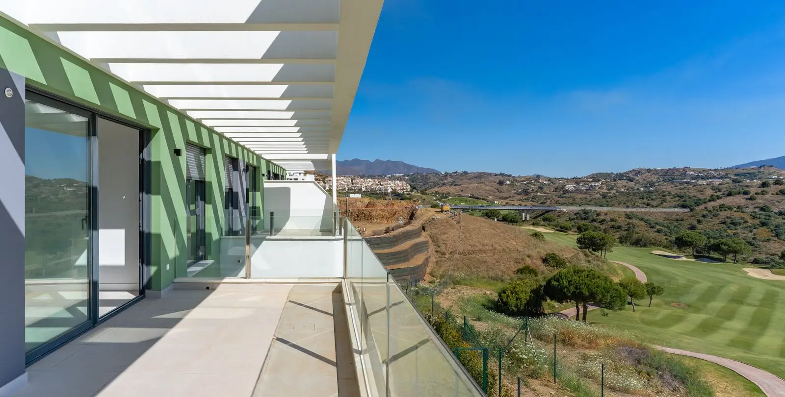 Продажа апартаментов на среднем этаже в La Cala de Mijas 2