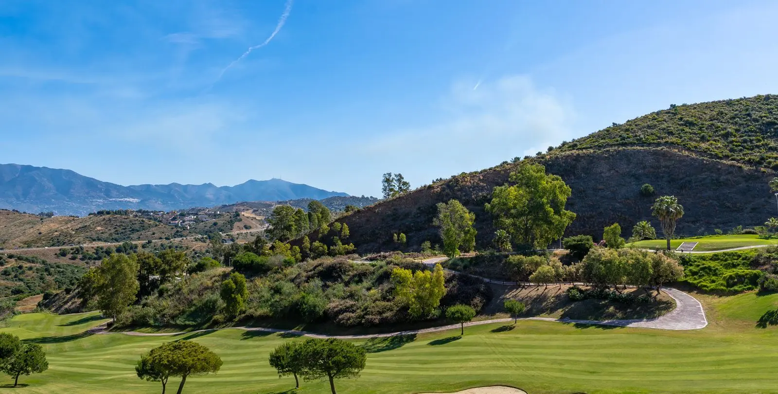 Продажа апартаментов на среднем этаже в La Cala de Mijas 3