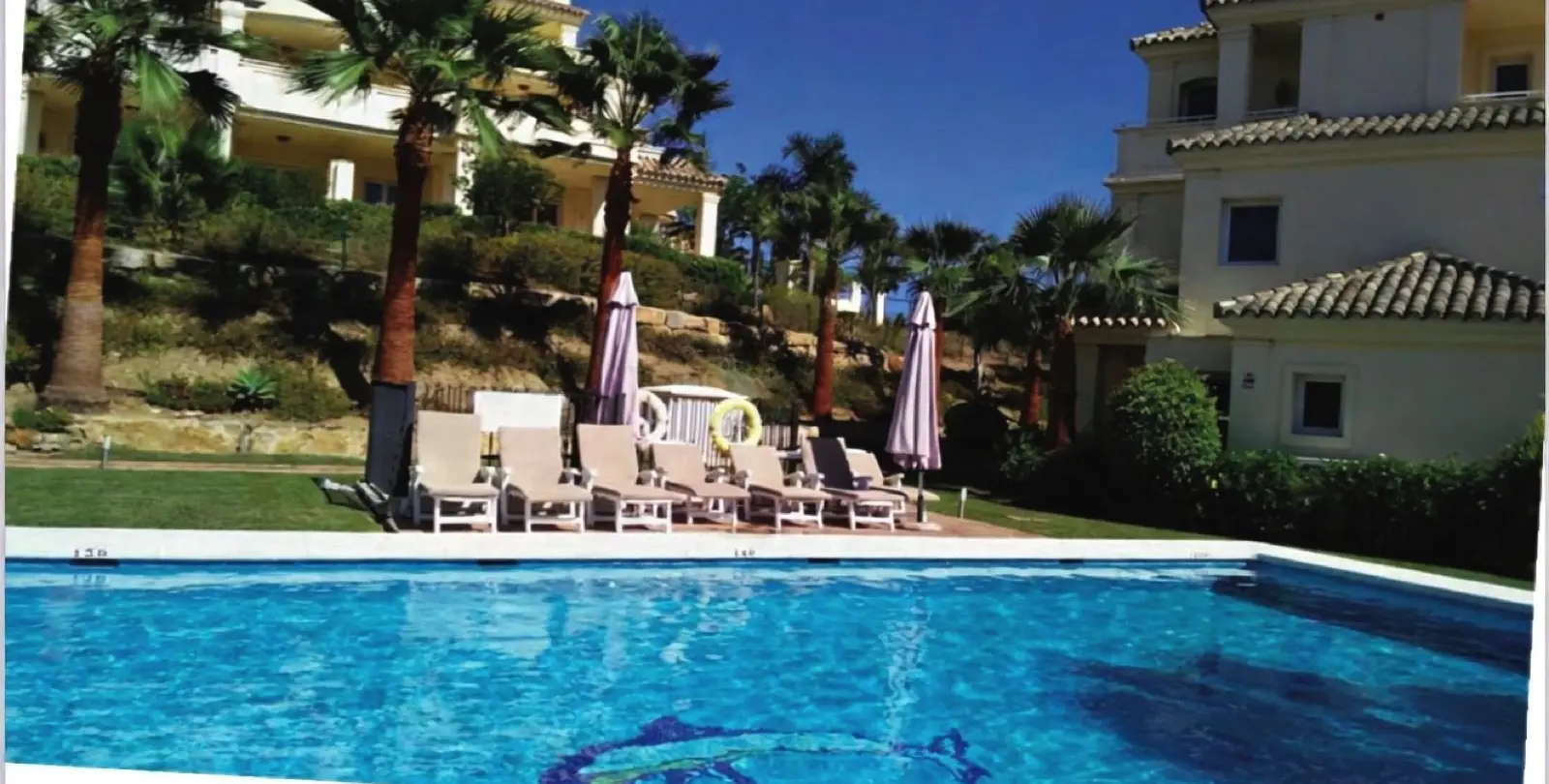 Sale of middle floor apartment in Casares Playa 6