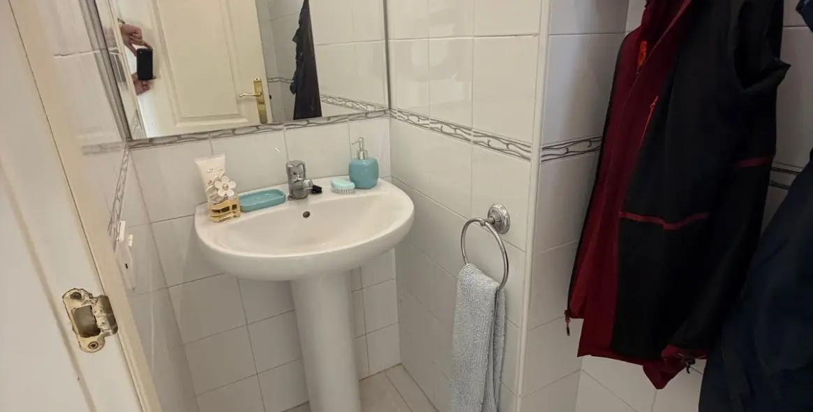 Sale of townhouse in Calahonda 9