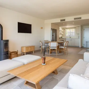 Sale of townhouse in Altos de los Monteros