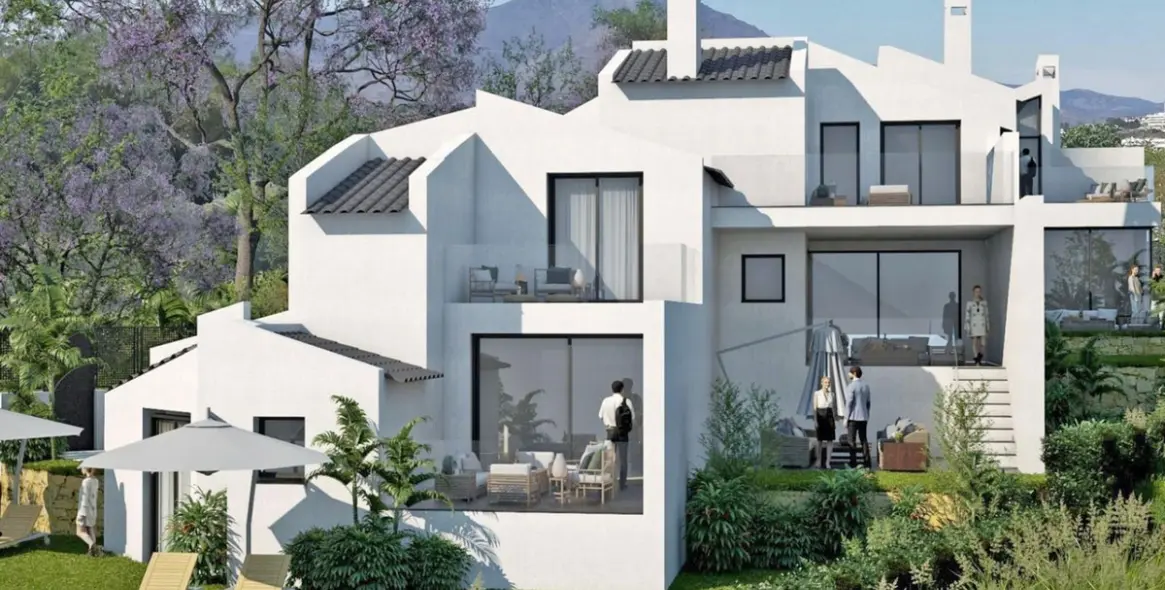 Sale of townhouse in Estepona 4