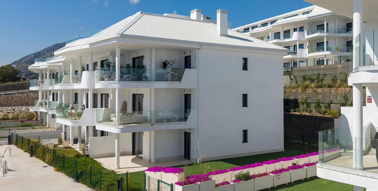 Продажа апартаментов на первом этаже в Fuengirola 1