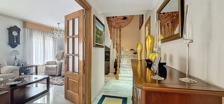 Sale of detached villa in Torre del Mar 2