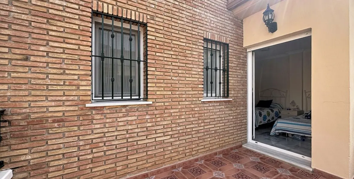 Venta de villa independiente en Torre del Mar 32