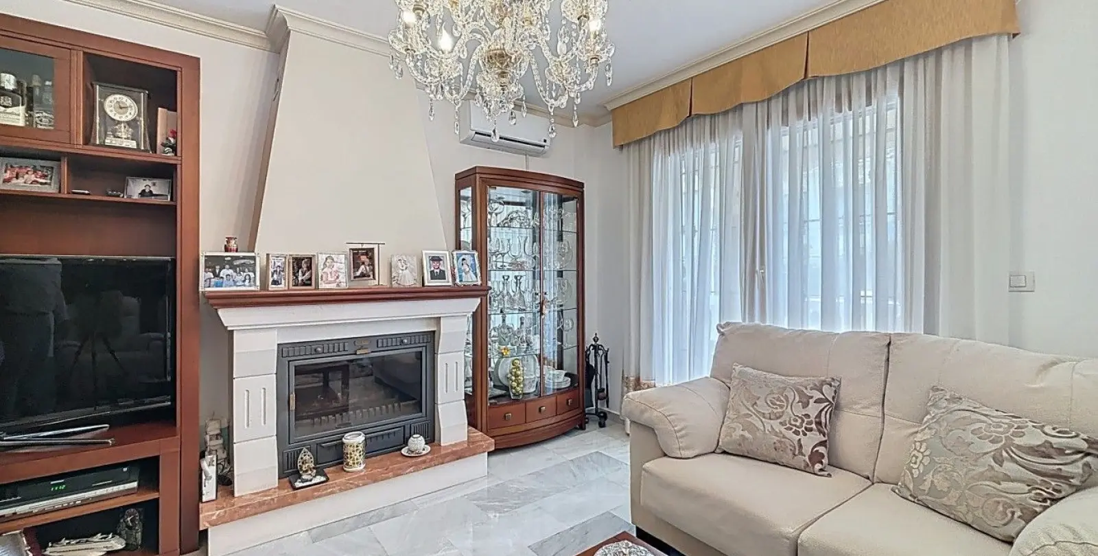 Sale of detached villa in Torre del Mar 7