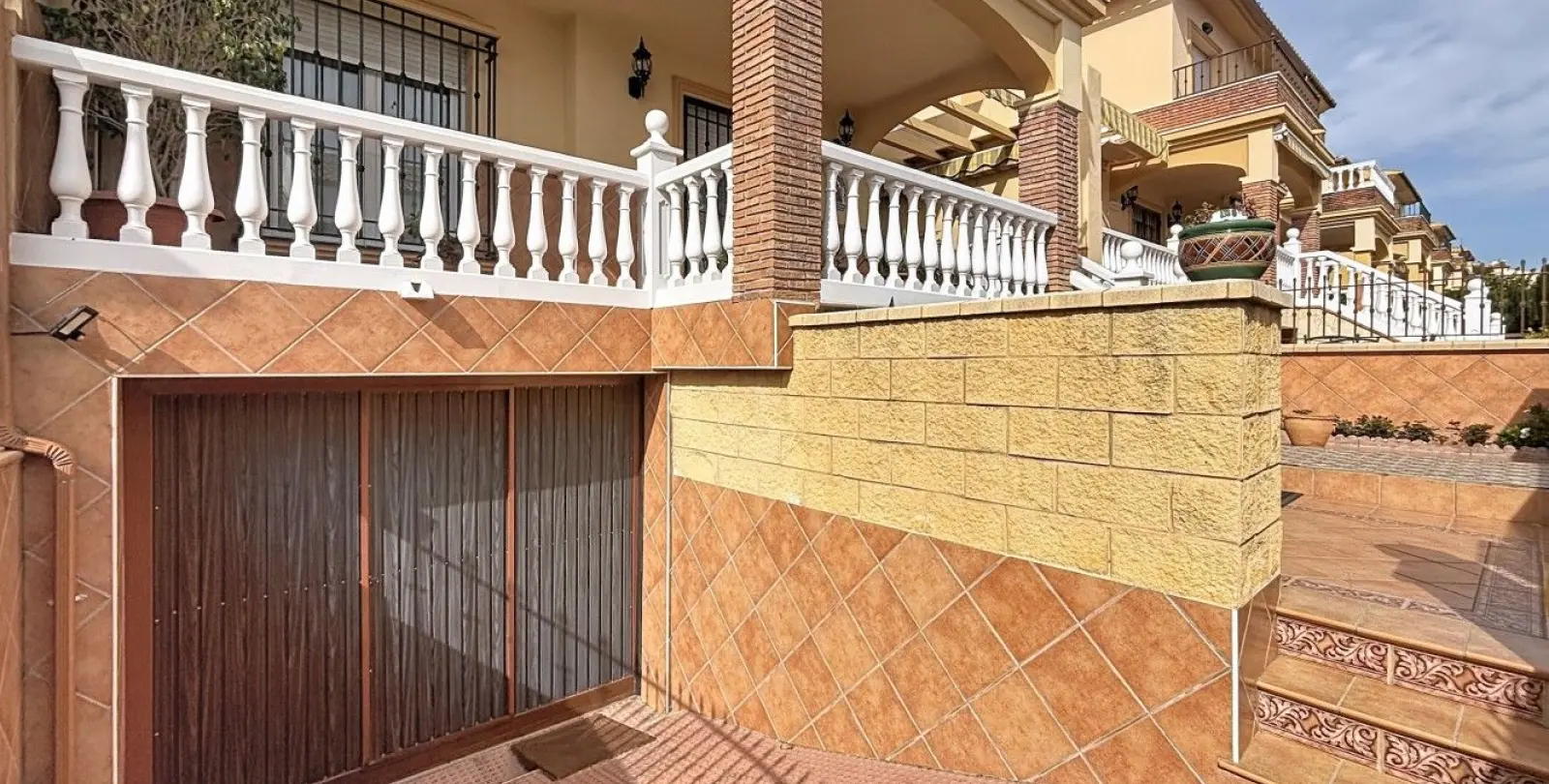 Sale of detached villa in Torre del Mar 43