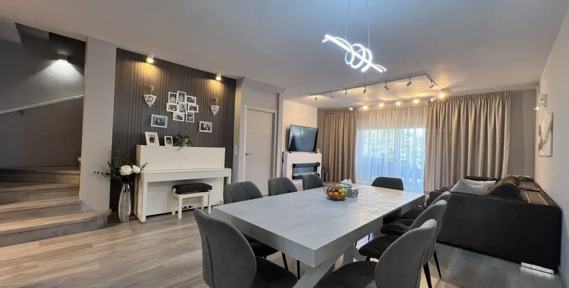 Продажа таунхауса в Estepona 8