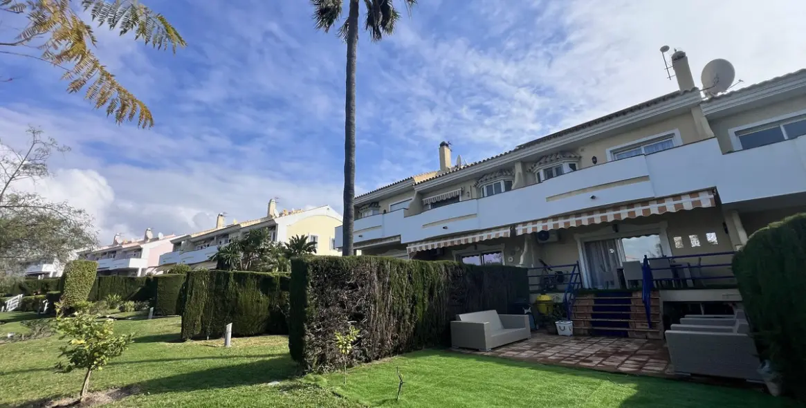 Продажа таунхауса в Estepona 30