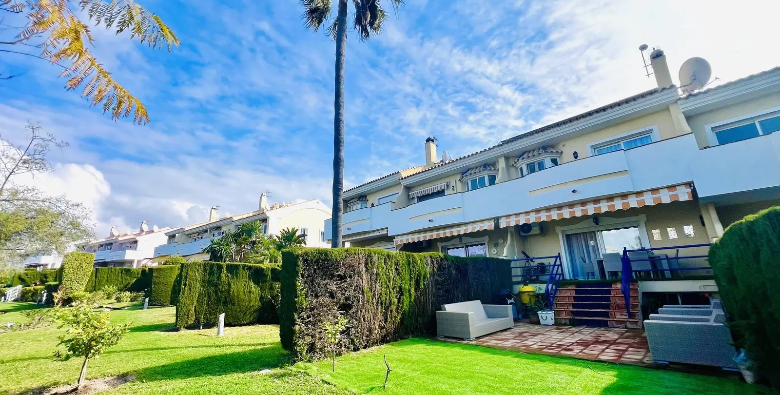 Sale of townhouse in Atalaya 29