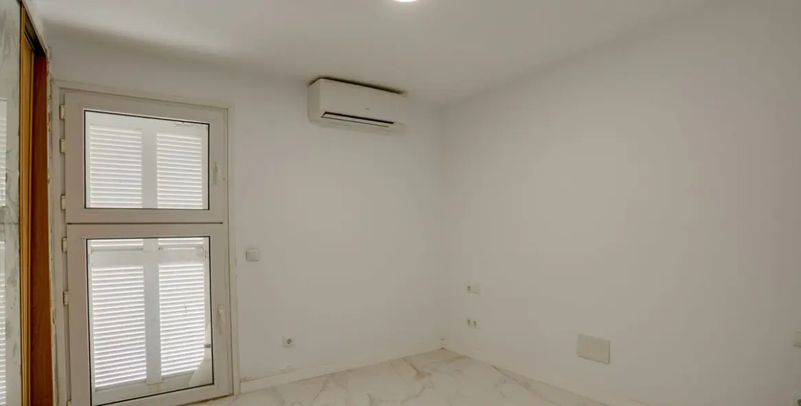 Продажа  отдельно стоящей виллы в Estepona 8