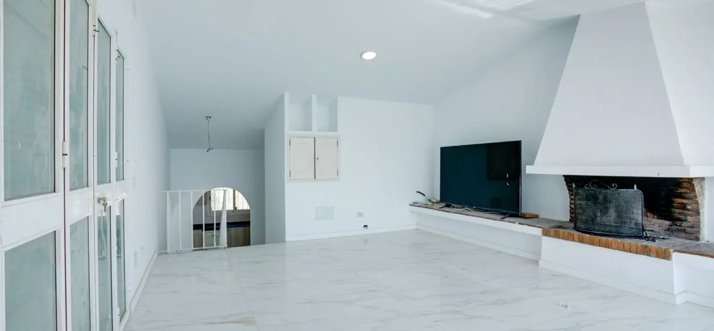 Продажа  отдельно стоящей виллы в Estepona 3
